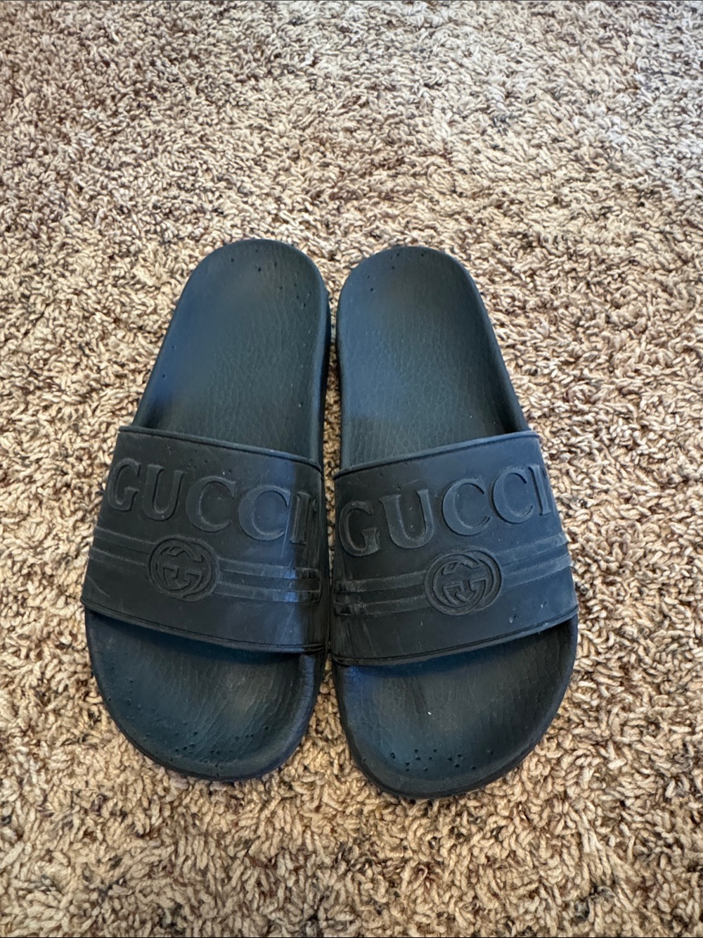 Authentic Gucci Logo Rubber Slide Black
